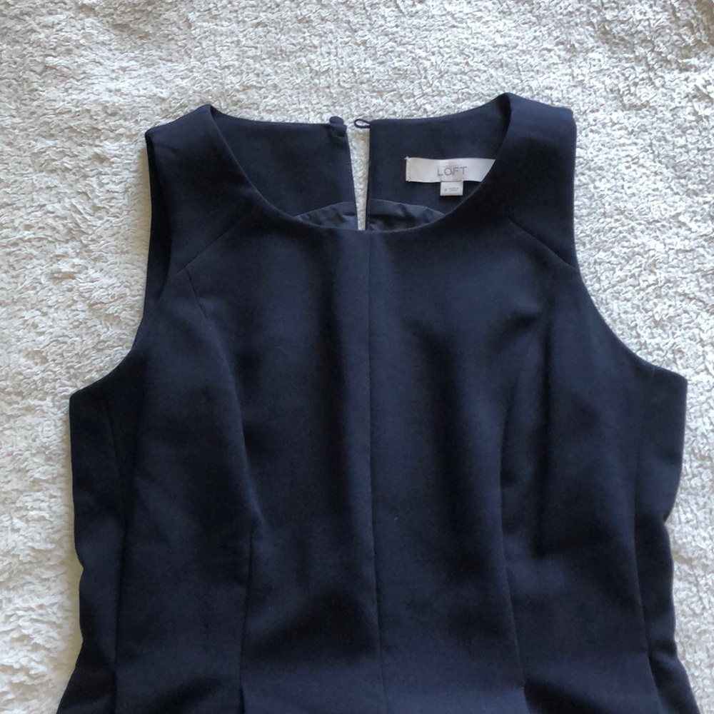 Anne Taylor LOFT Dark Blue Pleated Dress (Size 4)
